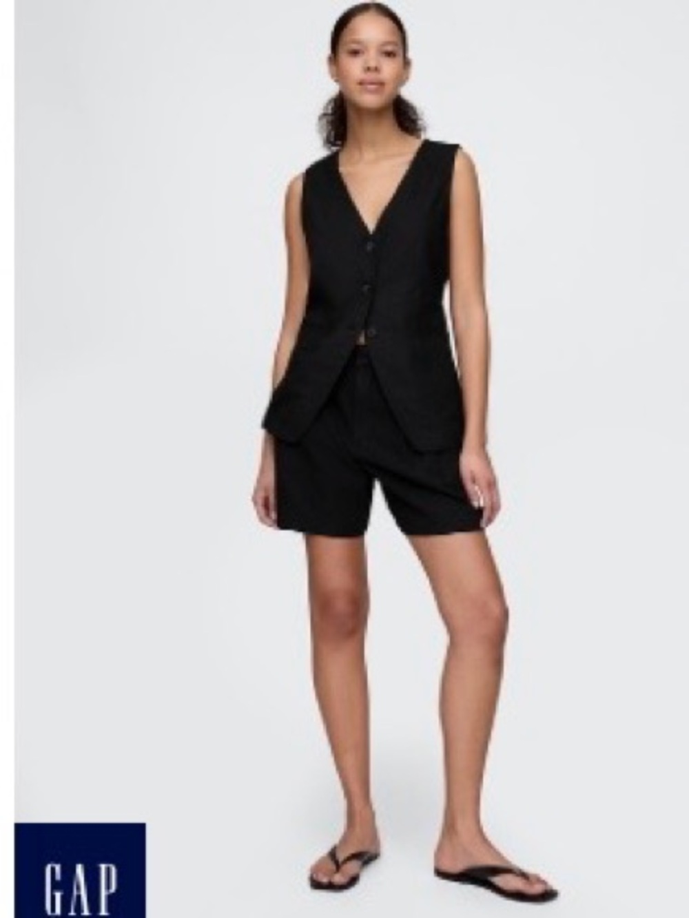 GAP High-Rise Linen Blend Pleated Short
